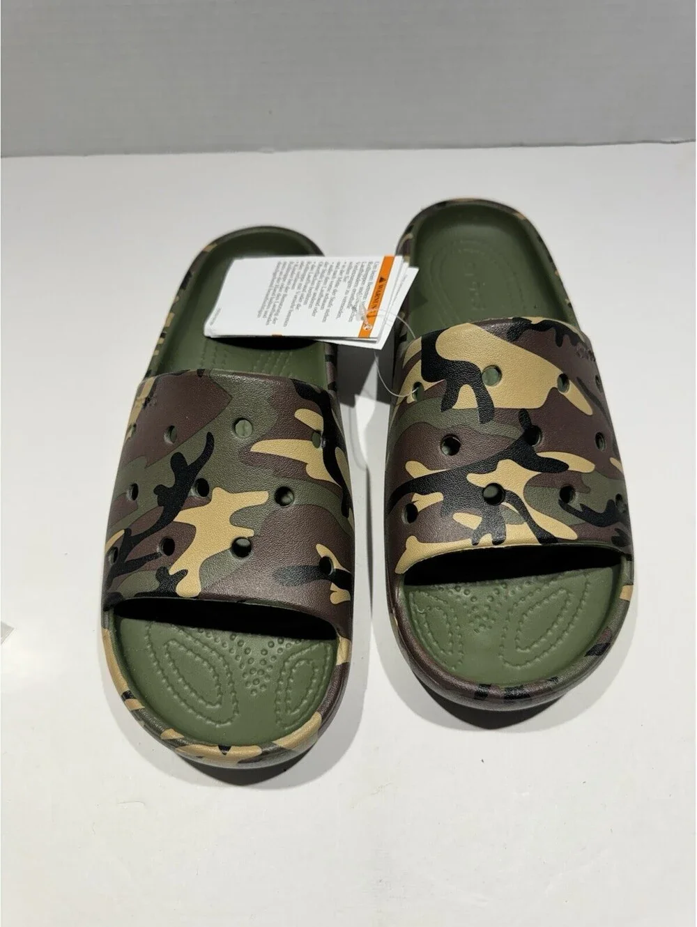 Crocs Classic Slide V2 - Camouflage - Size M5/W7 - Brand New!